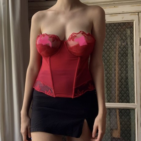 Eliza Goldsmith xxx actress archive