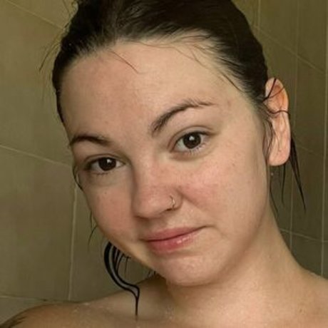 lylasbigheart model art photos