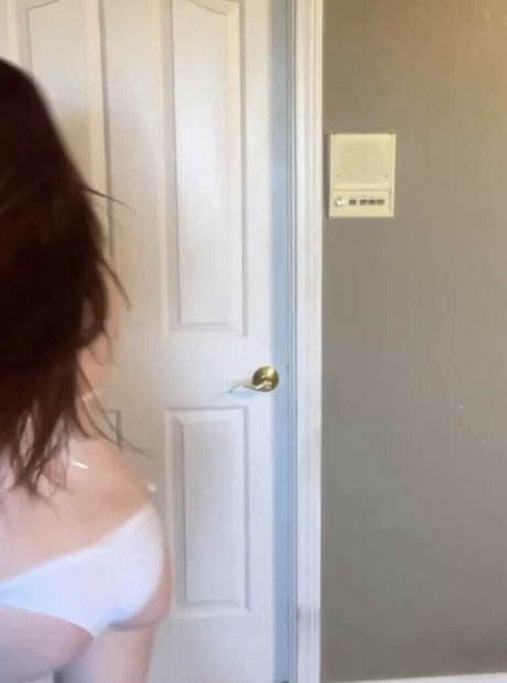 Lisa Foiles nice model pictures