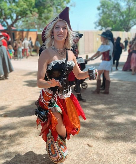 Courtney Miller naked pornstar photos