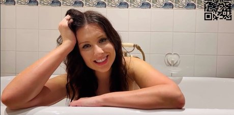 ErinMoore star nudes img