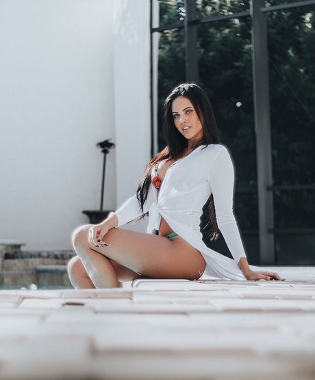 Emily Garcia model pornographic pictures