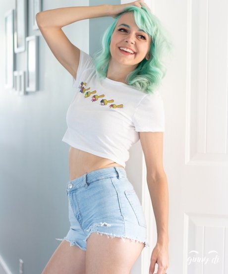 Ginny Di nice model photos