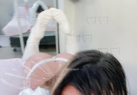 Healslxt model porn pic