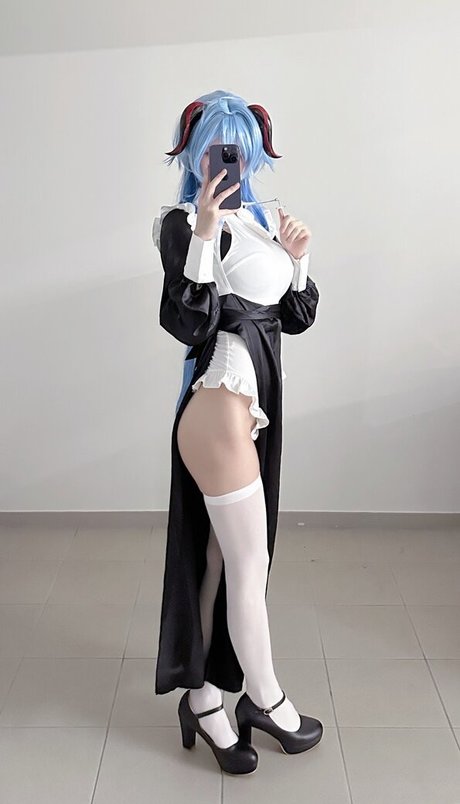 Biya model nude photos