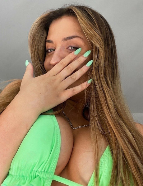 BambinoBecky nudes pornstar pics