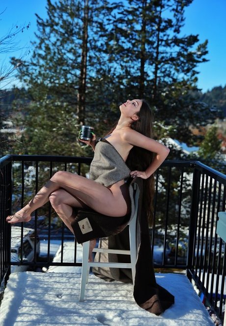 LisiFlex erotic star pic