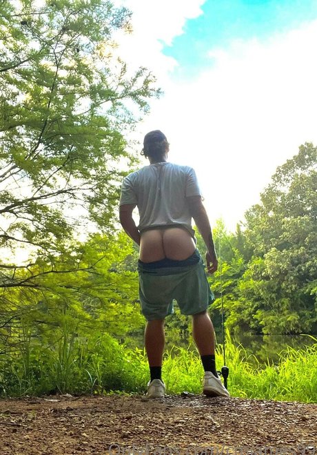 cmjames99 sex model pic