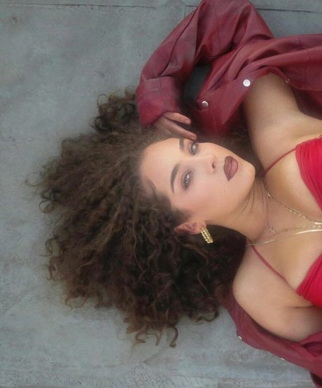 maetasworld exclusive model pics