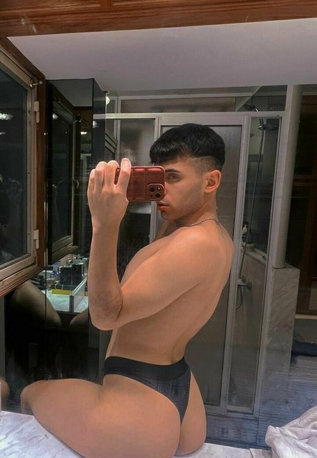 maxkingfree star naked picture