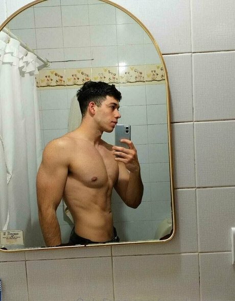 small tits onlyfans exclusive photos