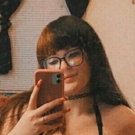 cherryxxaries xxx pornstar image