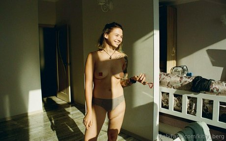 ebony babe onlyfans pornographic pictures