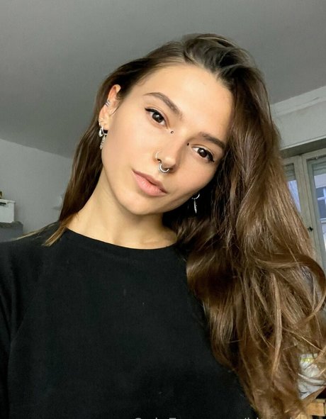 cum swallow onlyfans naked pic