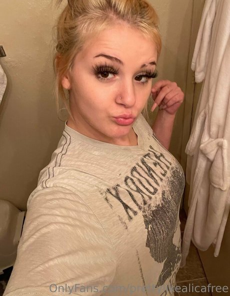 aliisnowwflake model beautiful images