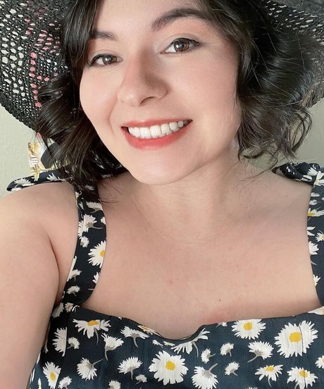 MegaMoeka beautiful model archive