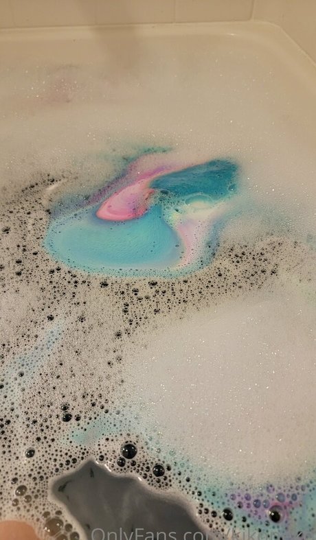 twistedkiki naked pornstar gallery