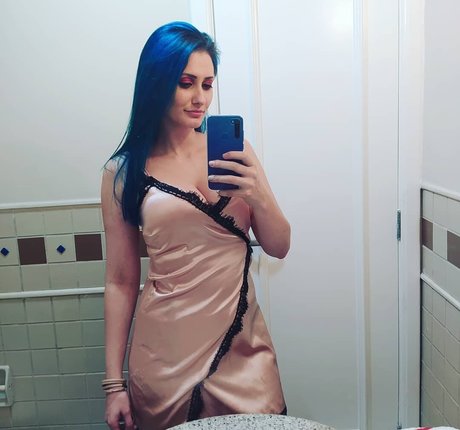 Jess Pegoraro Frozi model hd photo