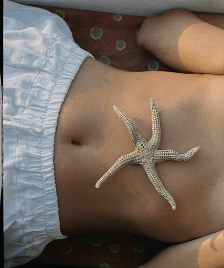 Francesca Pey model top image