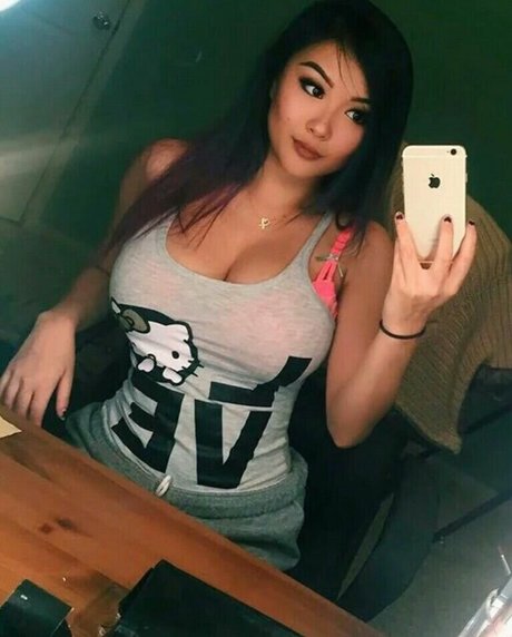 Vickibaybeee xxx star pics