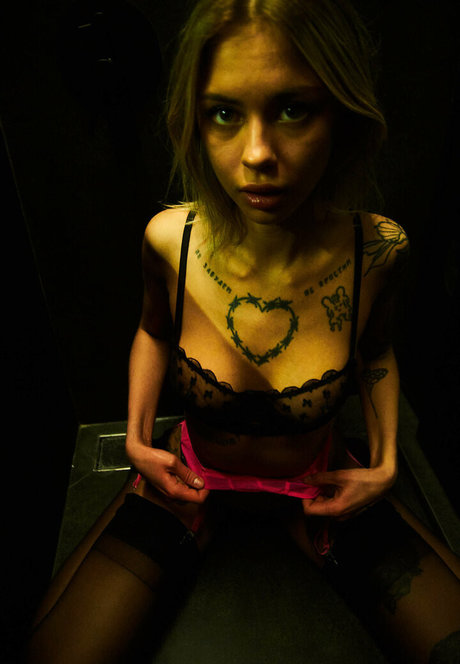 Polina Rahmanova art actress image