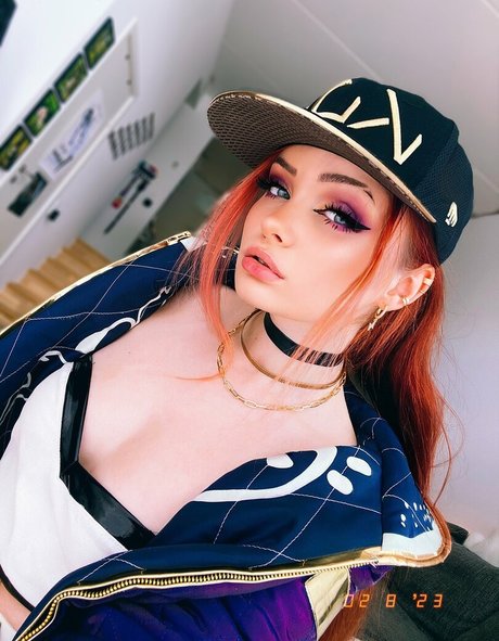 Proxyfox model porn gallery