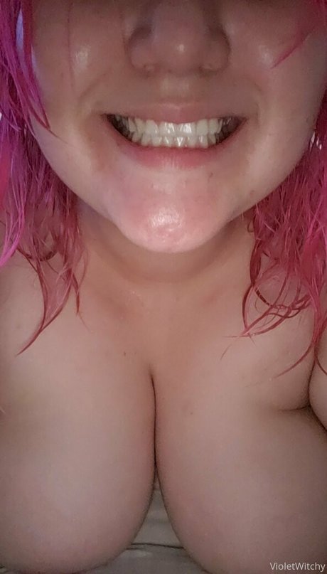 violetwitchy nice actress pics