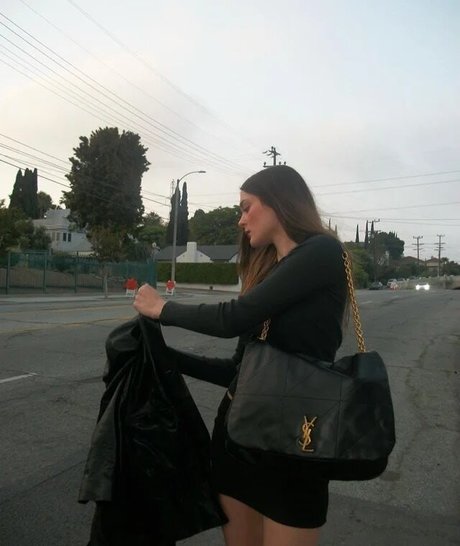 Charlotte Lawrence porn star picture