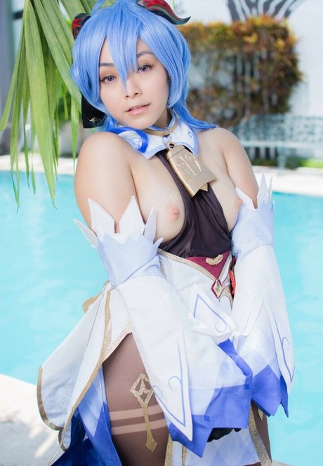 Hitomi Locks star porn gallery