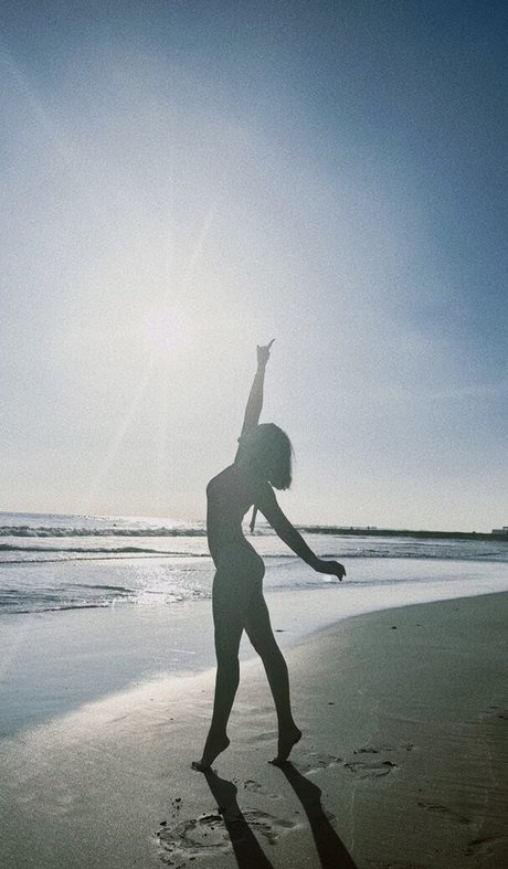 icata model naked galleries