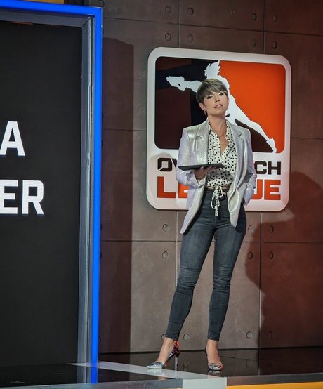 Soe Gschwind porn actress photo