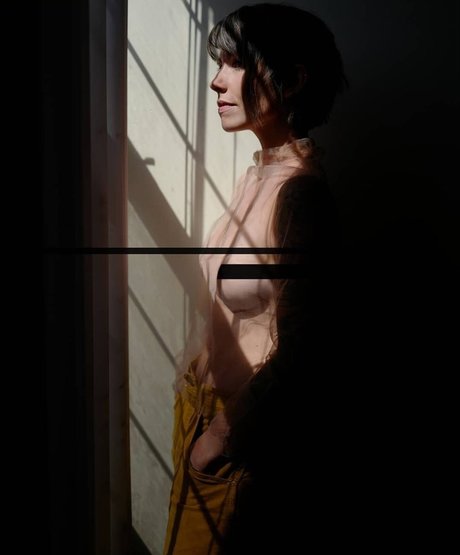 Soe Gschwind exclusive actress pic