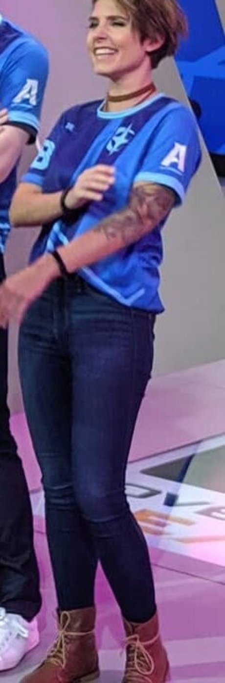 Soe Gschwind star art pictures