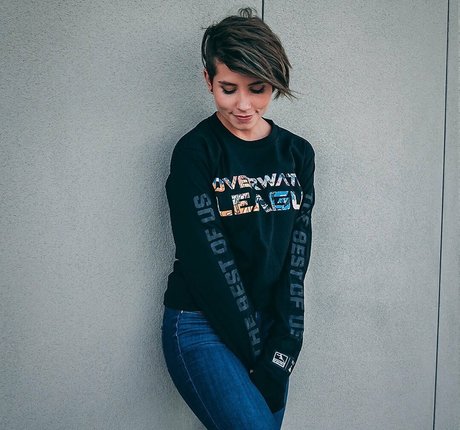 Soe Gschwind pornstar exclusive img