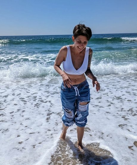 Soe Gschwind model porn pics