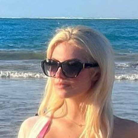 Hannah White high quality pornstar galleries