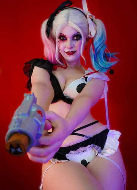 lawlietigerpony star sexy photos