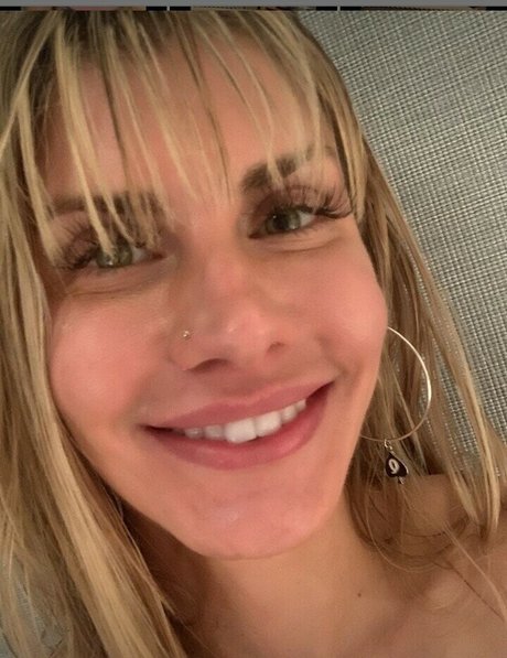 Cassie Bender pornstar hd images