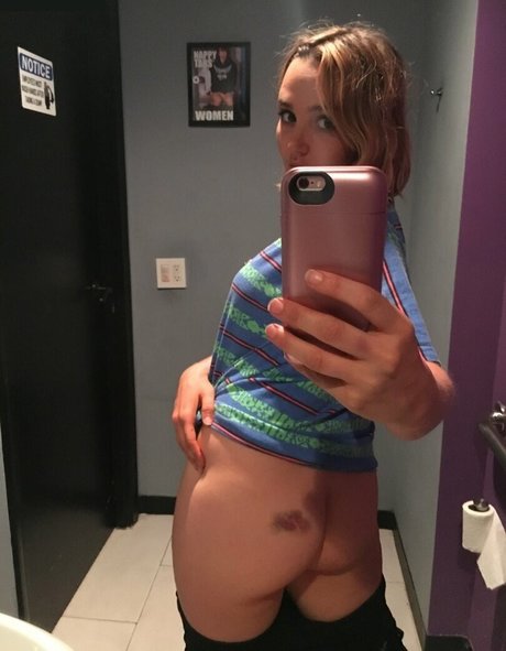 Chloe Fineman star galleries