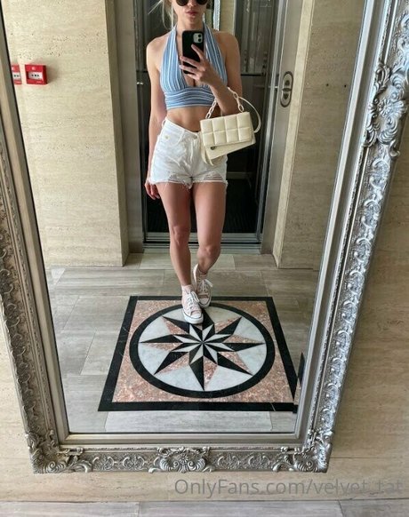 velvet tat model top image