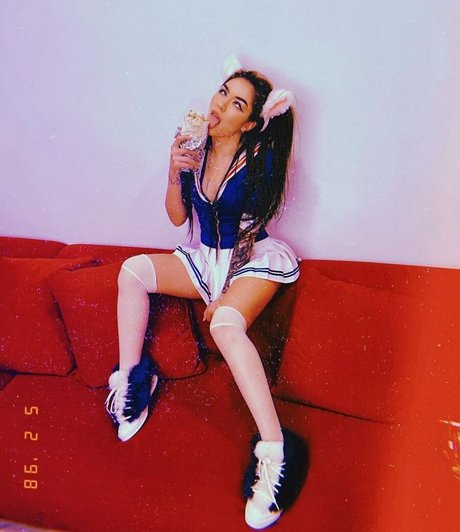 DianaRice star erotic img