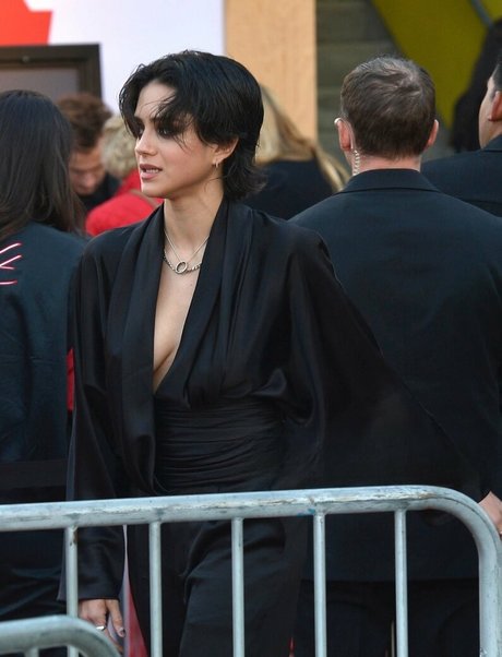 Sasha Calle pornstar nudes picture