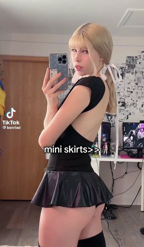 Emma kat 22 model art archive