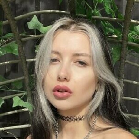 Rubyhexx naked star image