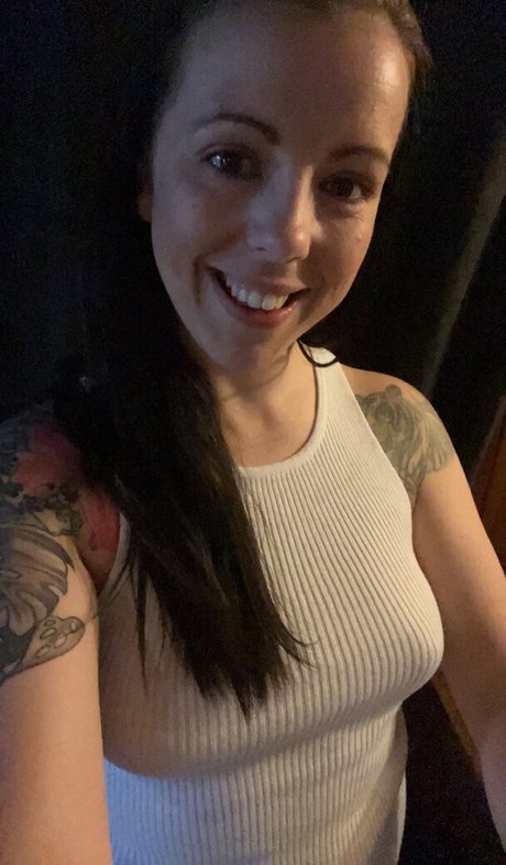 Miss Bb model high quality picture