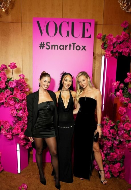 Eva Gutowski model best pictures