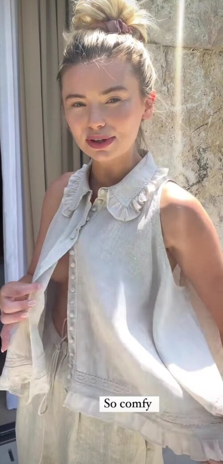 Georgia Toffolo naked pornstar images