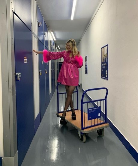 Georgia Toffolo xxx model gallery