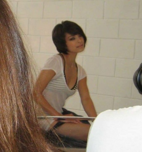 Kristin Kreuk pornstar beautiful images