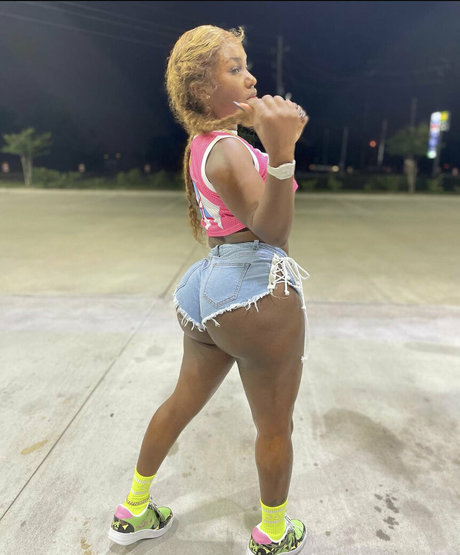 daleeshaa star best pics